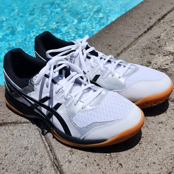 Like new GEL-ROCKET 9 indoor court shoe Volleyball sz 11.5 blk/wht - Picture 6 of 17